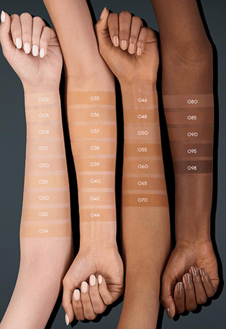 Catrice - HD Liquid Coverage Foundation - Ivory Beige