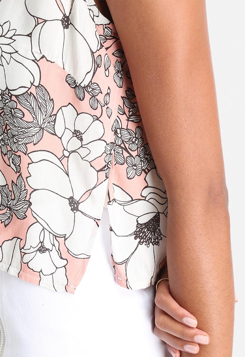 Influence. - Floral Split Side Top