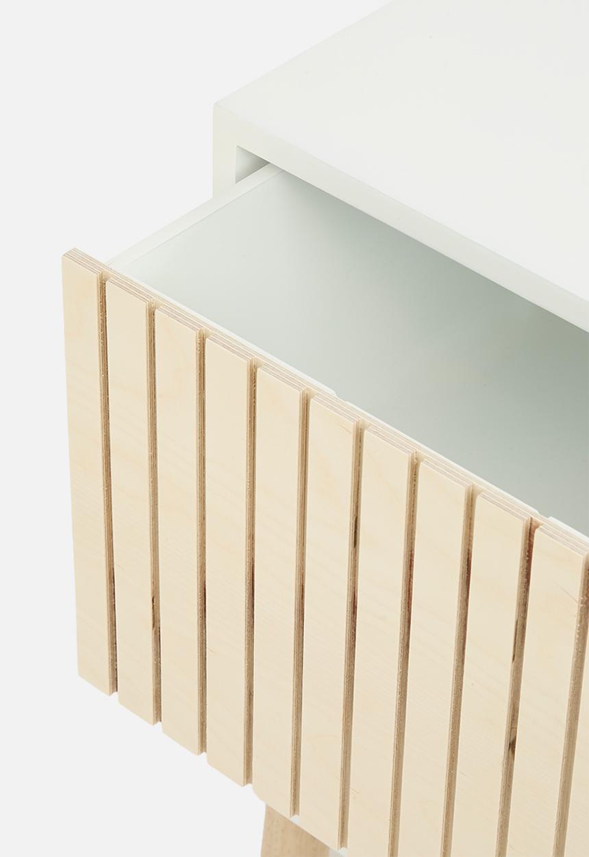 Native Decor - Thendo bedside pedestal - white