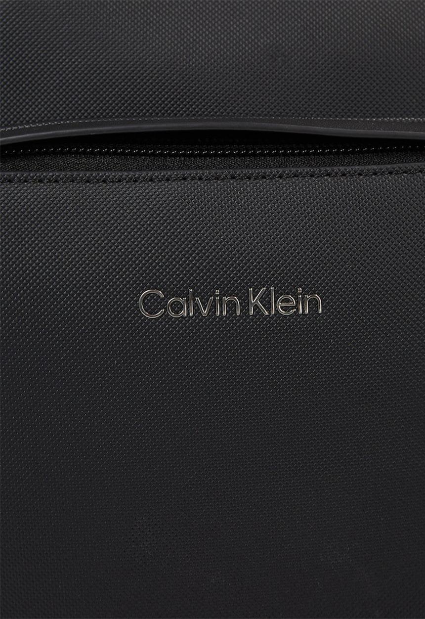 Calvin Klein - CK Must Reporter S W/Pckt - CK Black Pique