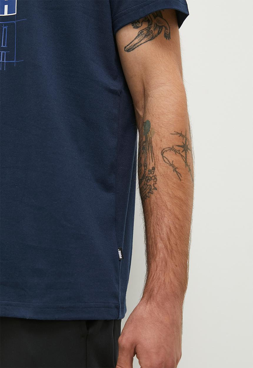 PUMA - ESS+ LOGO LAB Tee  -Club Navy
