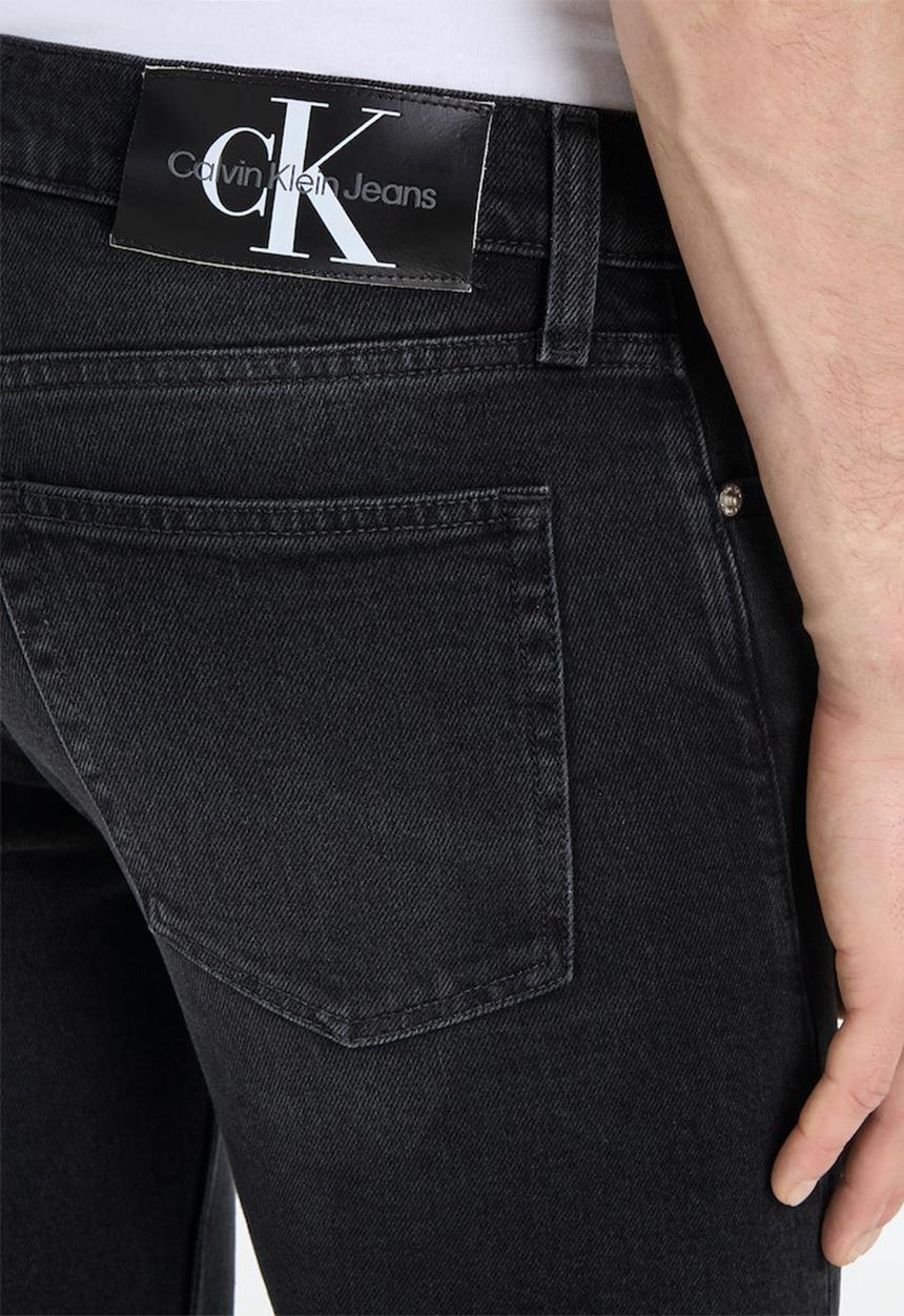 Calvin Klein - Slim - Washed Black