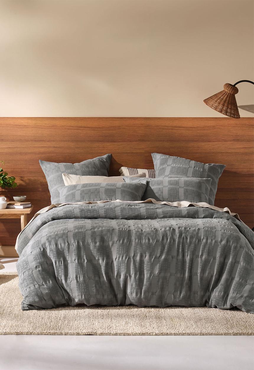 Linen House - Seren duvet cover set - shadow