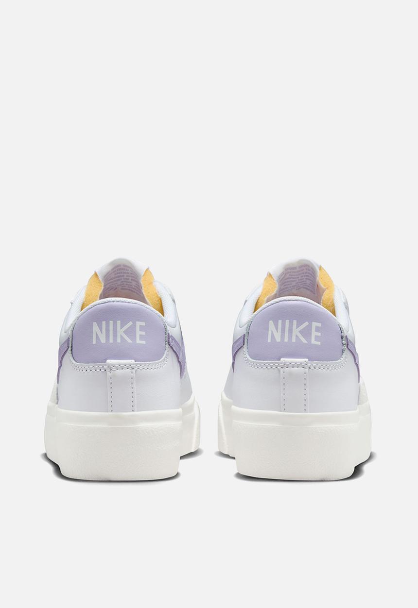 Nike - Nike Blazer Low Platform