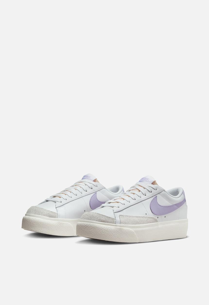 Nike - Nike Blazer Low Platform