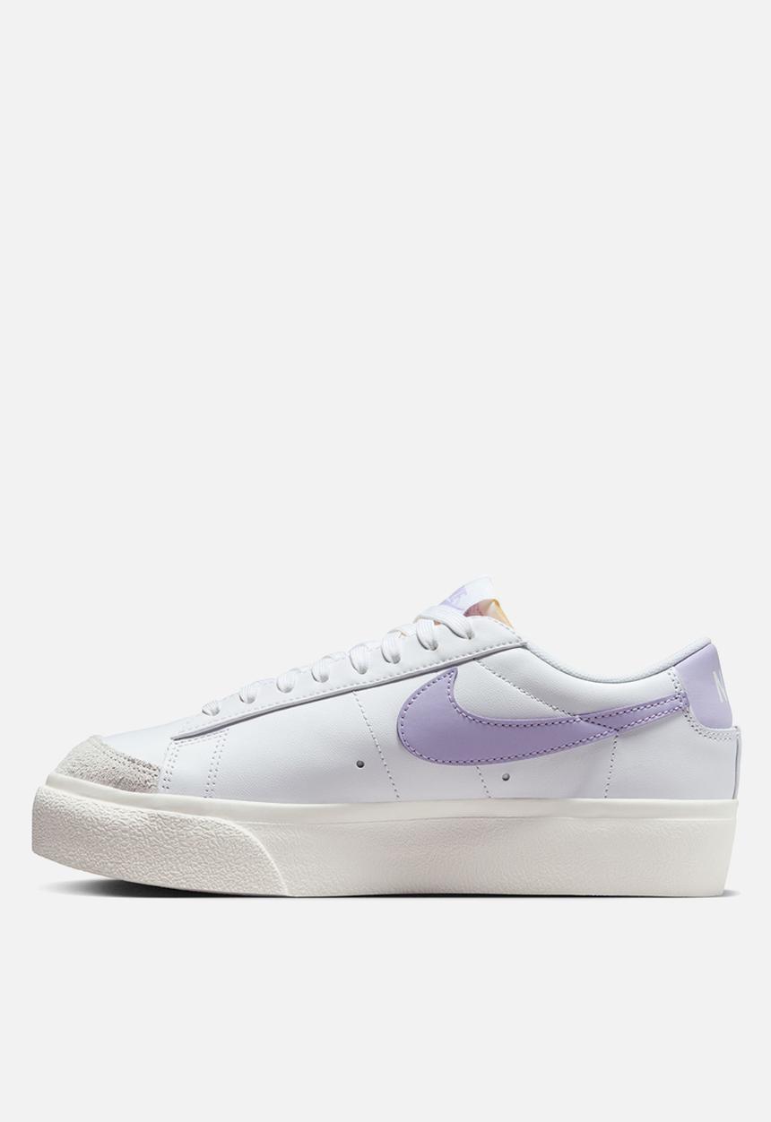 Nike - Nike Blazer Low Platform