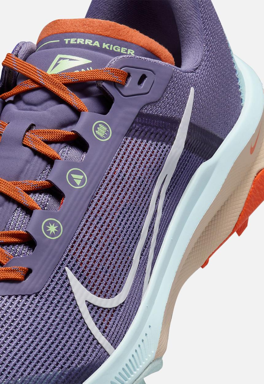 Nike - Nike kiger 9 - daybreak/white/glacier blue/cosmic clay