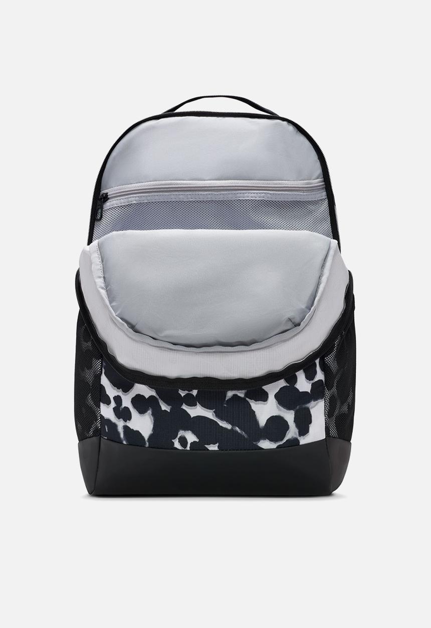Nike - Backpack (Medium, 24L) -LT SMOKE GREY/BLACK/TOTAL ORANGE