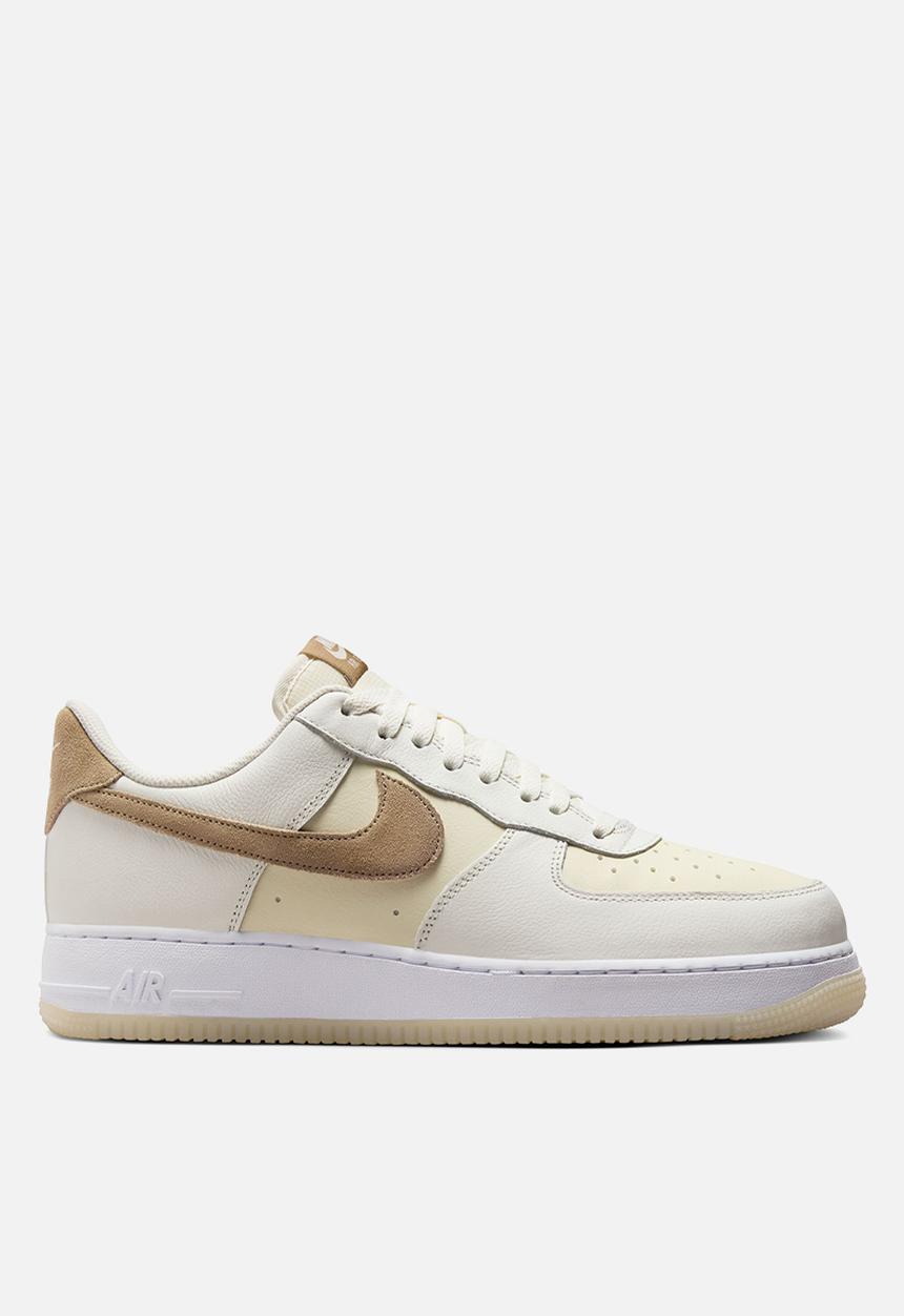 Nike - Nike Air Force 1 '07 LV8