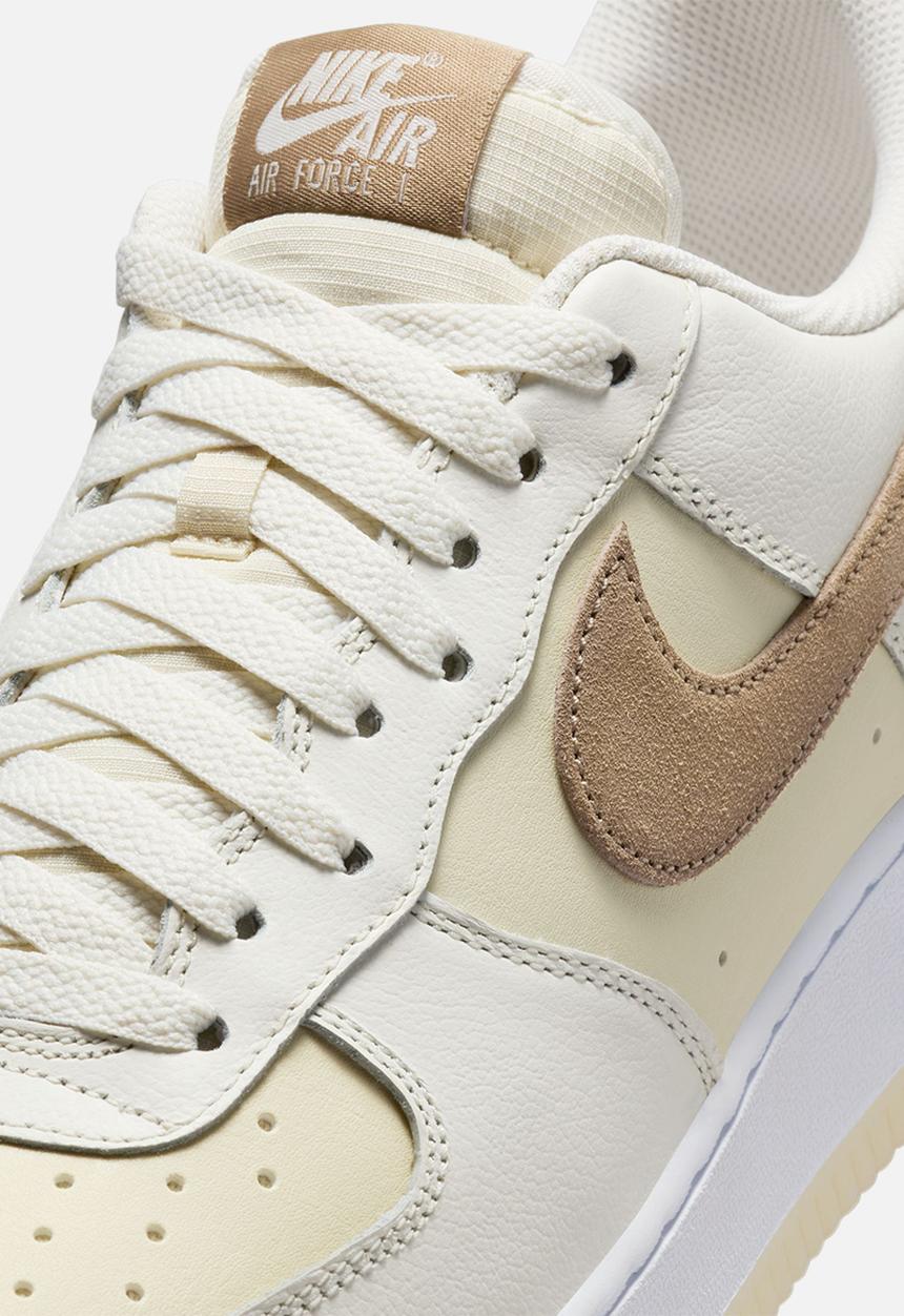 Nike - Nike Air Force 1 '07 LV8