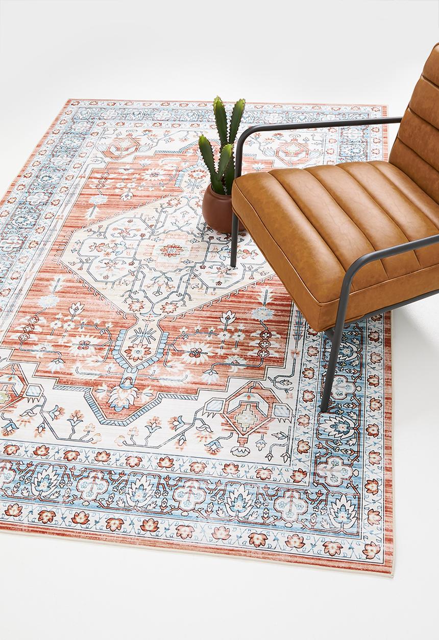 Fotakis - Option rug - Antique Rust & Blue