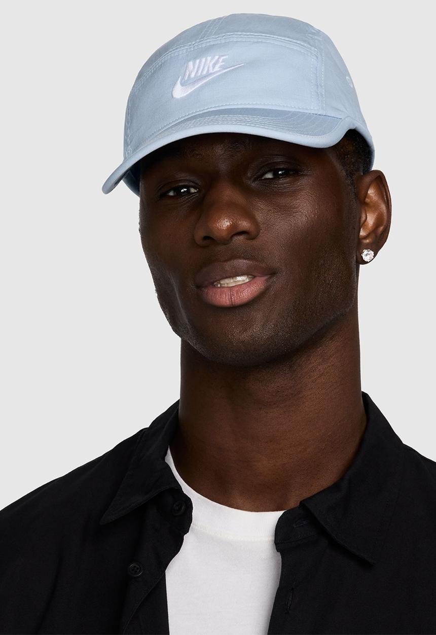 Nike - Nike Fly