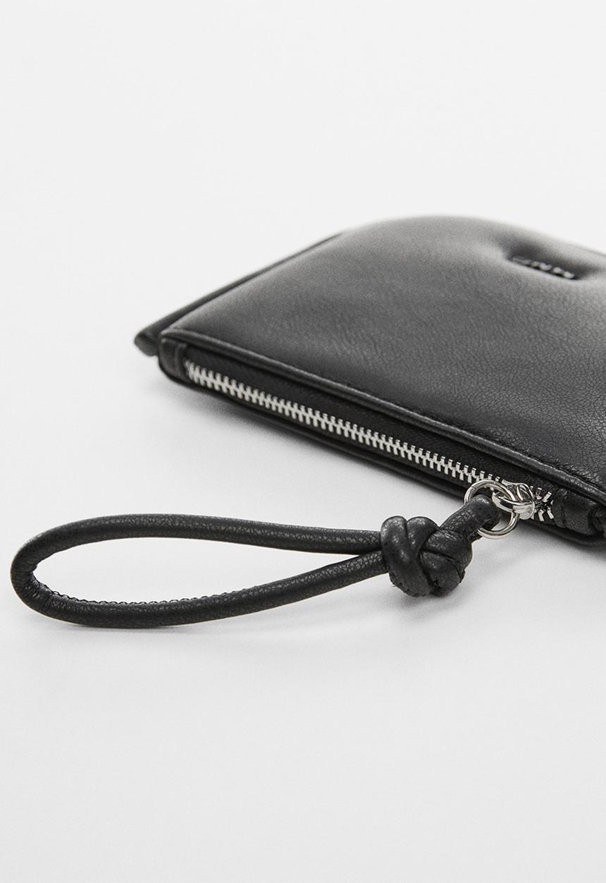MANGO - Purse Puff - Black