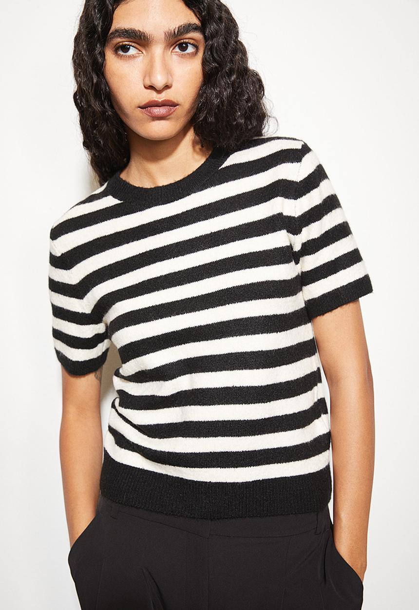 H&M - Fine-knit jumper - black & striped