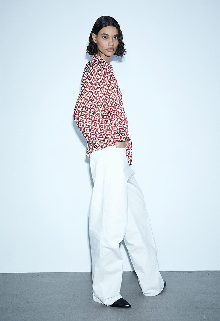 H&M - Frill-trimmed crêpe blouse - dark red patterned