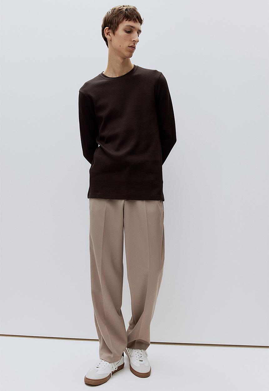 H&M - Slim fit waffled jersey top - brown