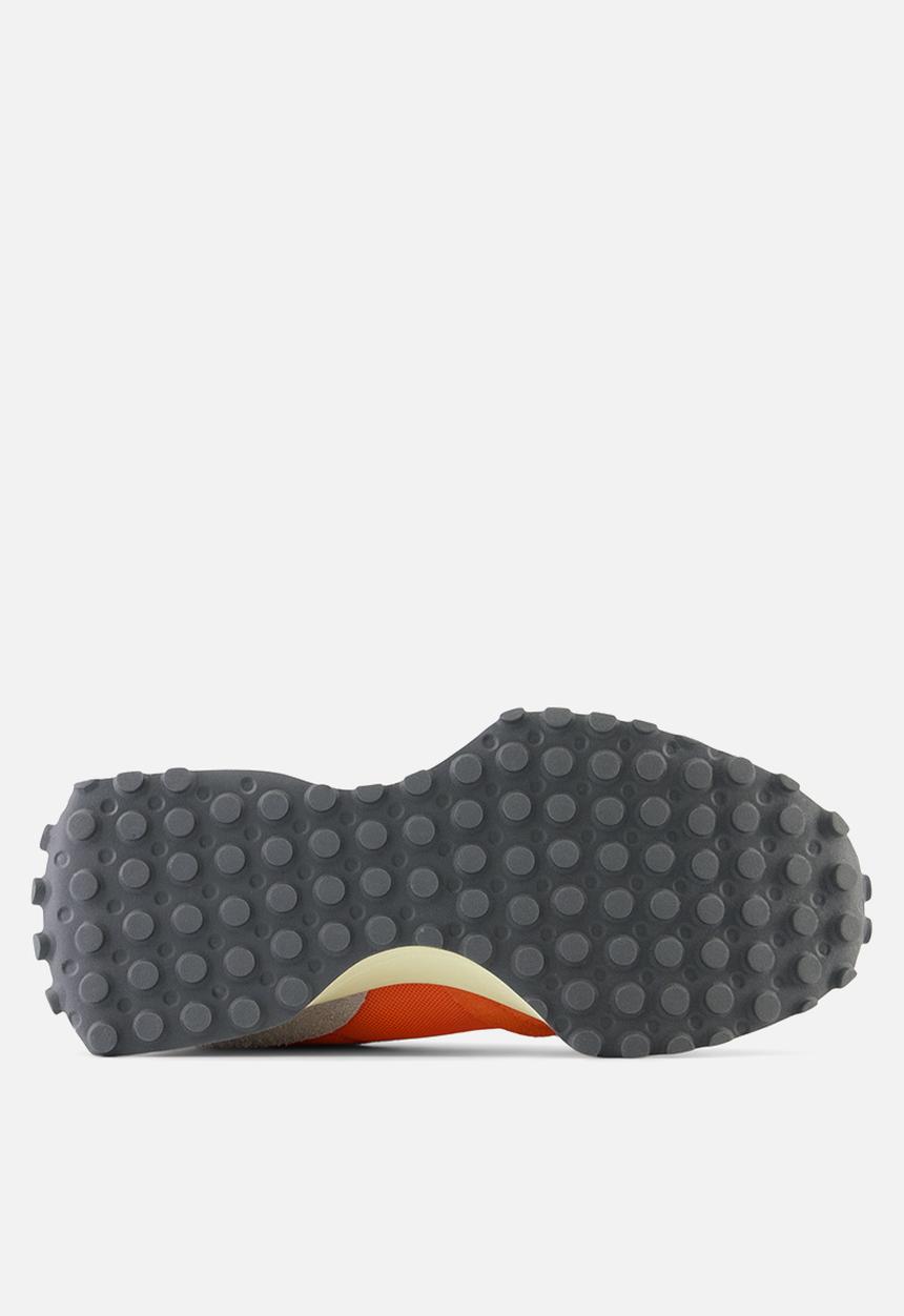 New Balance  - 327 v1