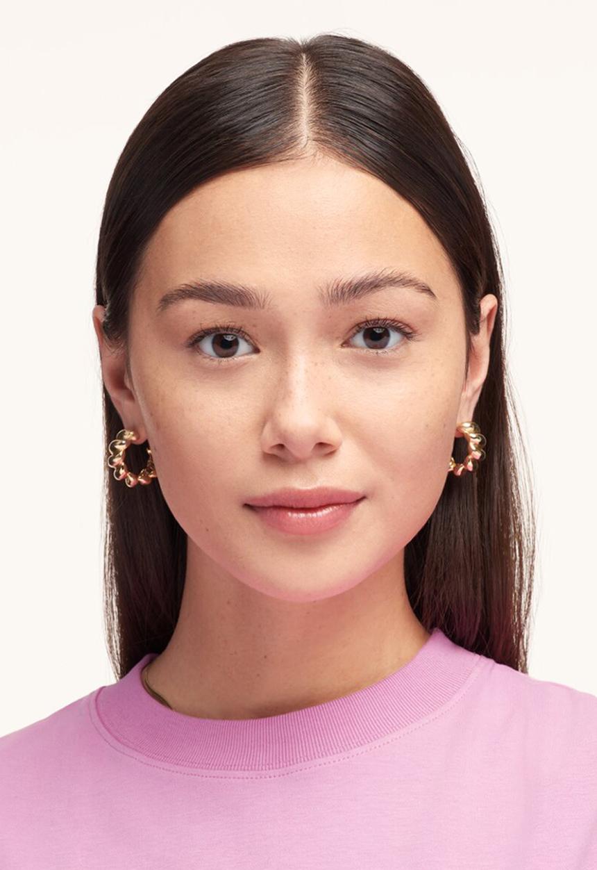 essence - Natural Matte Mousse Foundation  01