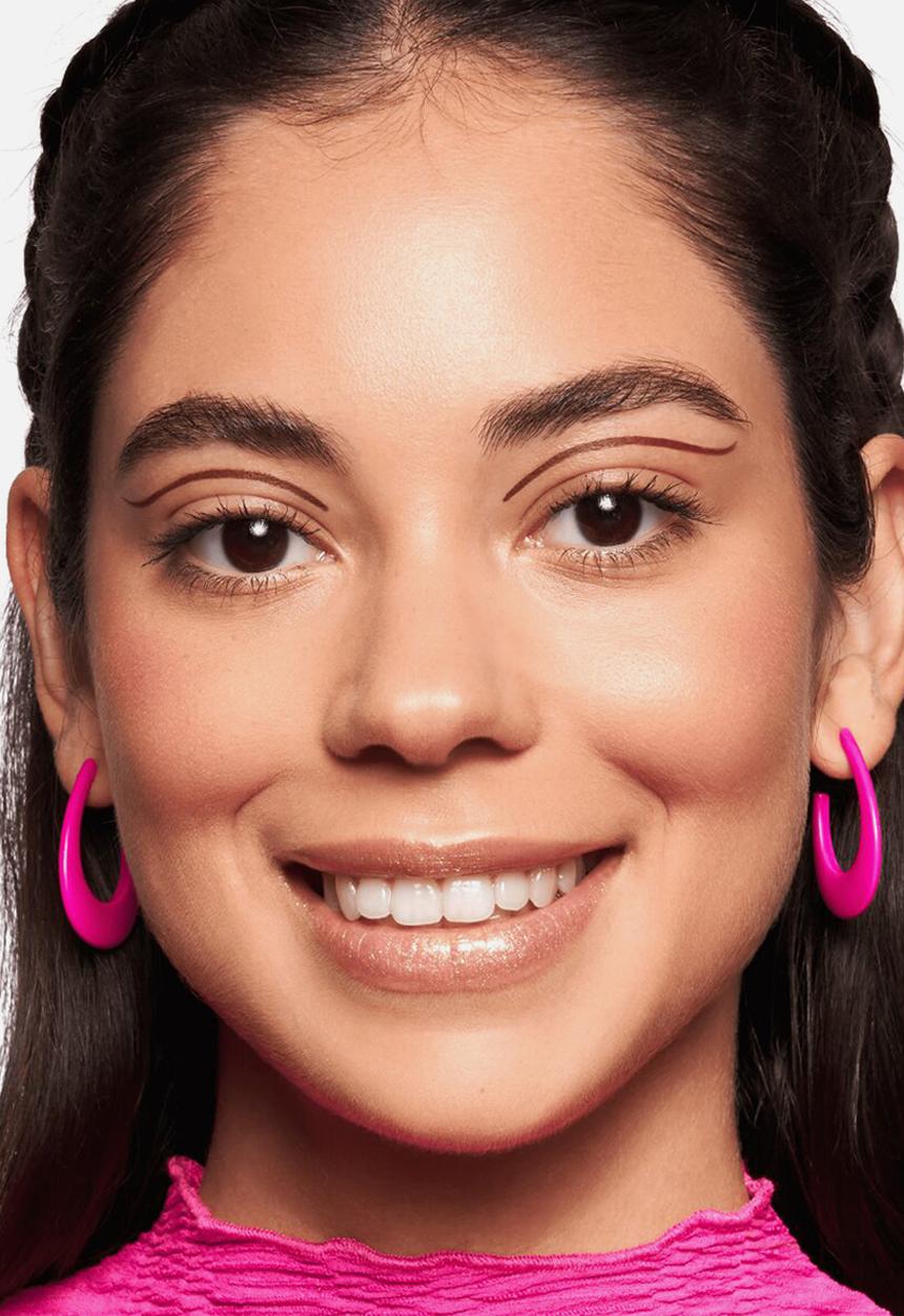 essence - Natural Matte Mousse Foundation  02