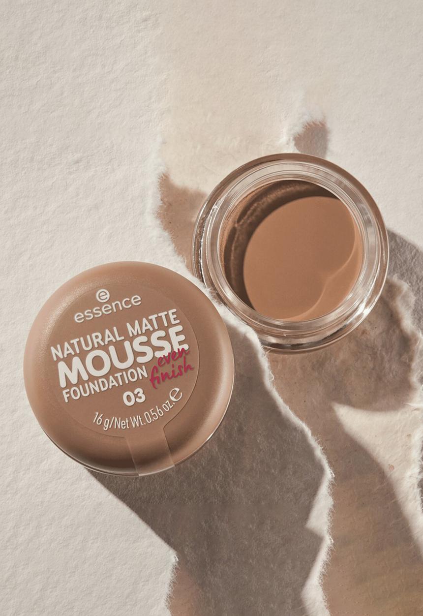 essence - Natural Matte Mousse Foundation  03