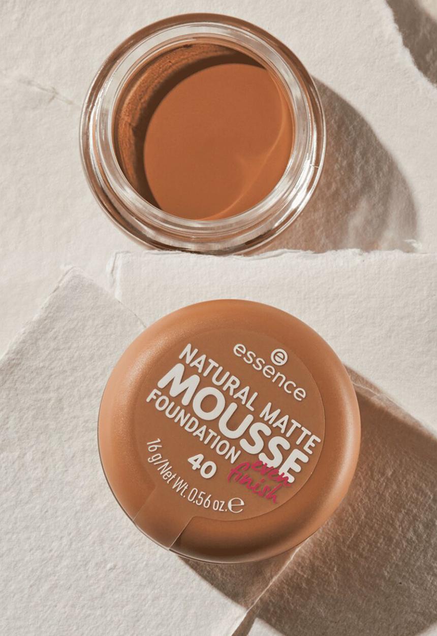 essence - Natural Matte Mousse Foundation  40