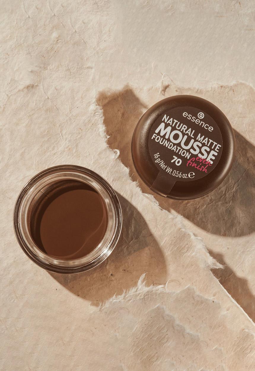 essence - Natural Matte Mousse Foundation 70
