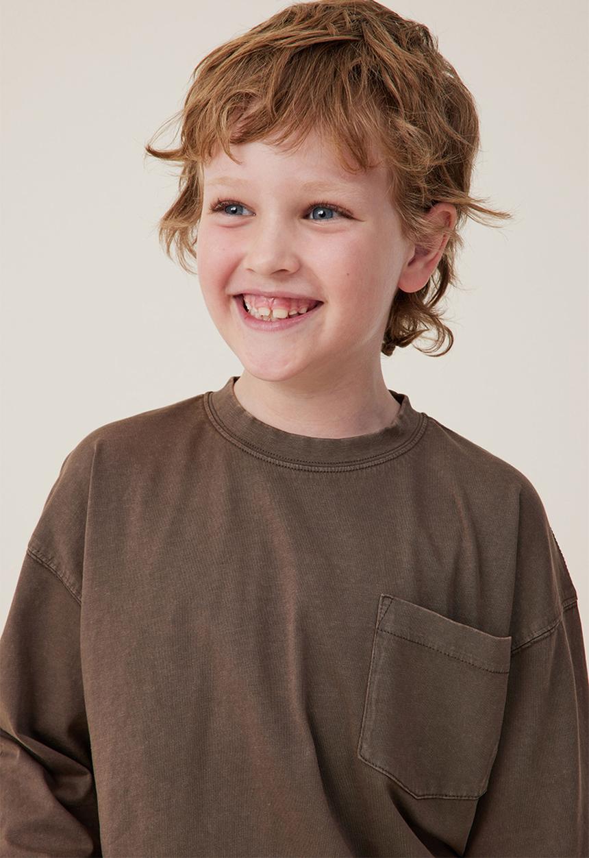 Cotton On - The essential long sleeve tee - hot choccy wash