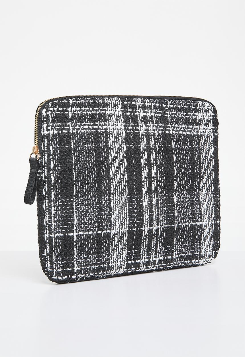 H&M - Textured-weave laptop case - black & white 