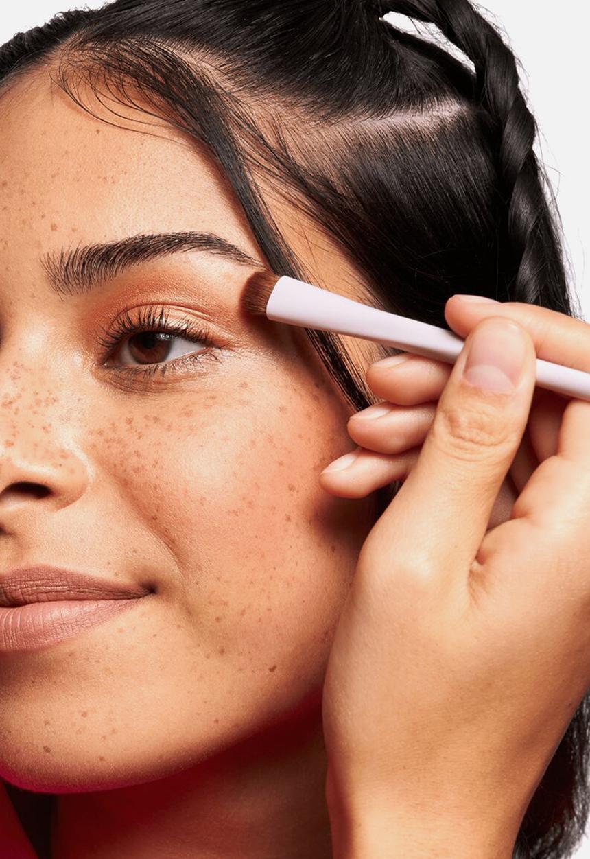 essence - Essence Eyeshadow Brush 01