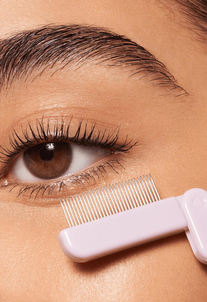 essence - Eyelash Comb 01