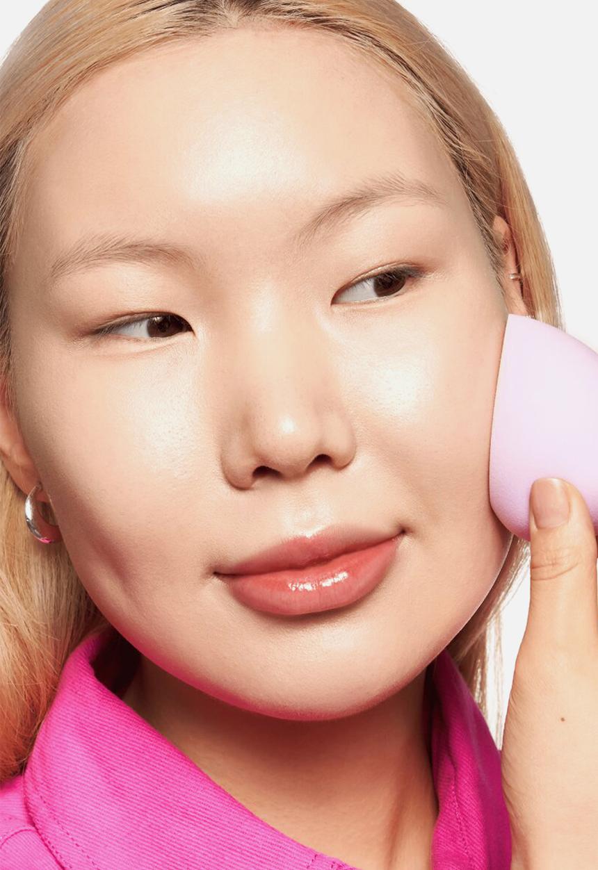 essence - Make-up & Baking Sponge 01