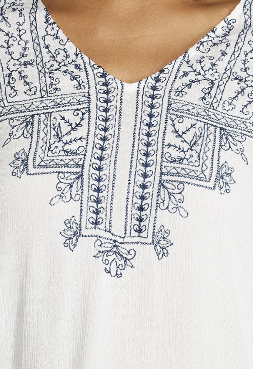 Vero Moda - Frey Embroidered Top