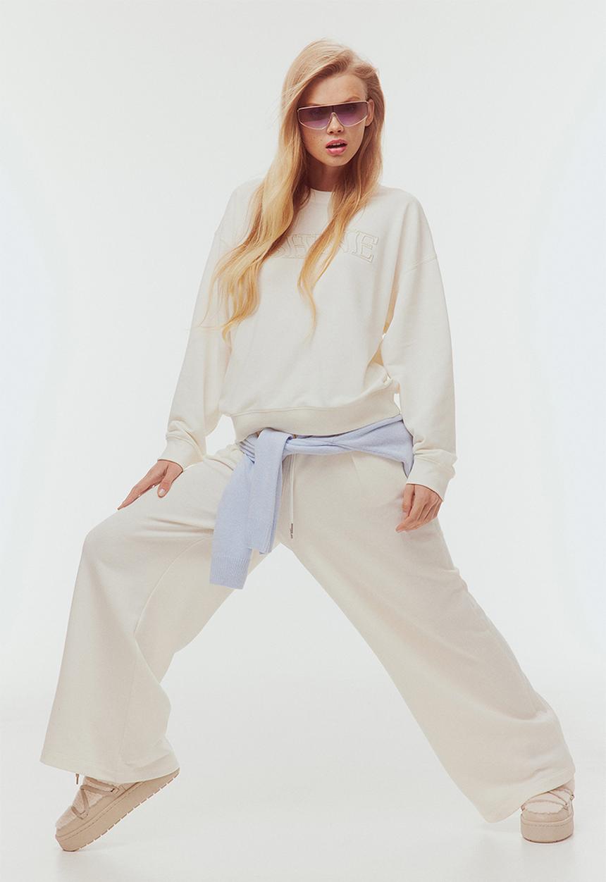 H&M - Embroidered sweatshirt - cream & shine