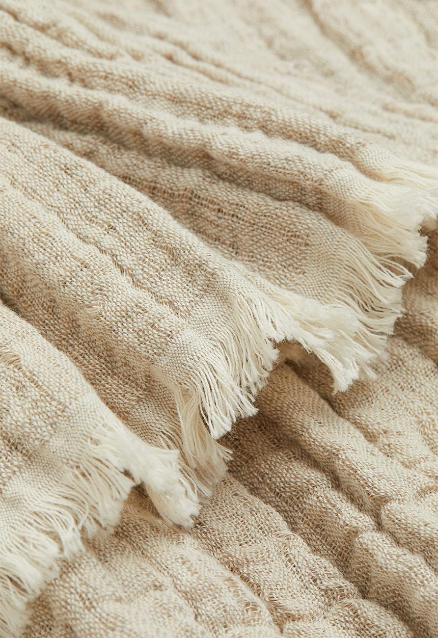 H&M - Crinkled linen-blend blanket - light beige