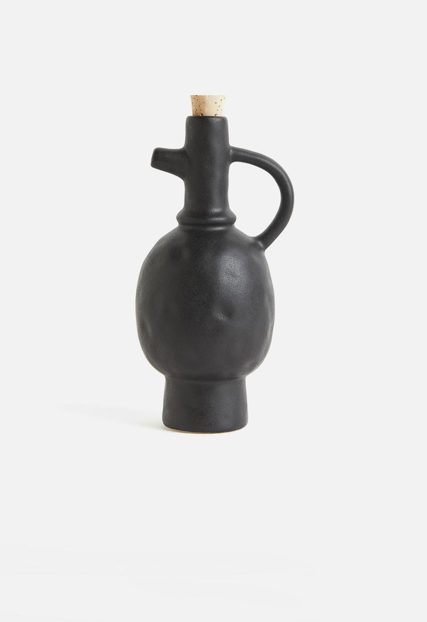 H&M - Stoneware oil bottle - black