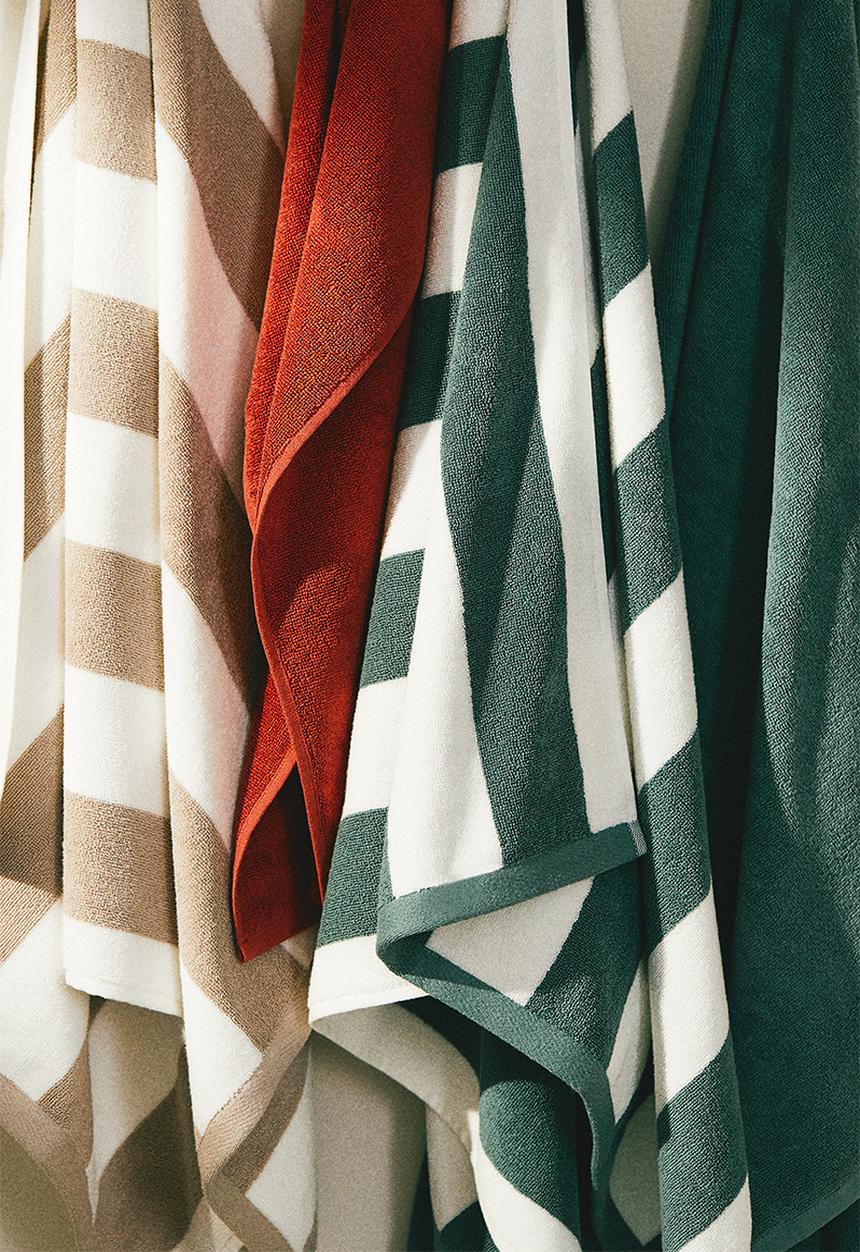 H&M - Bath towel - multi,green
