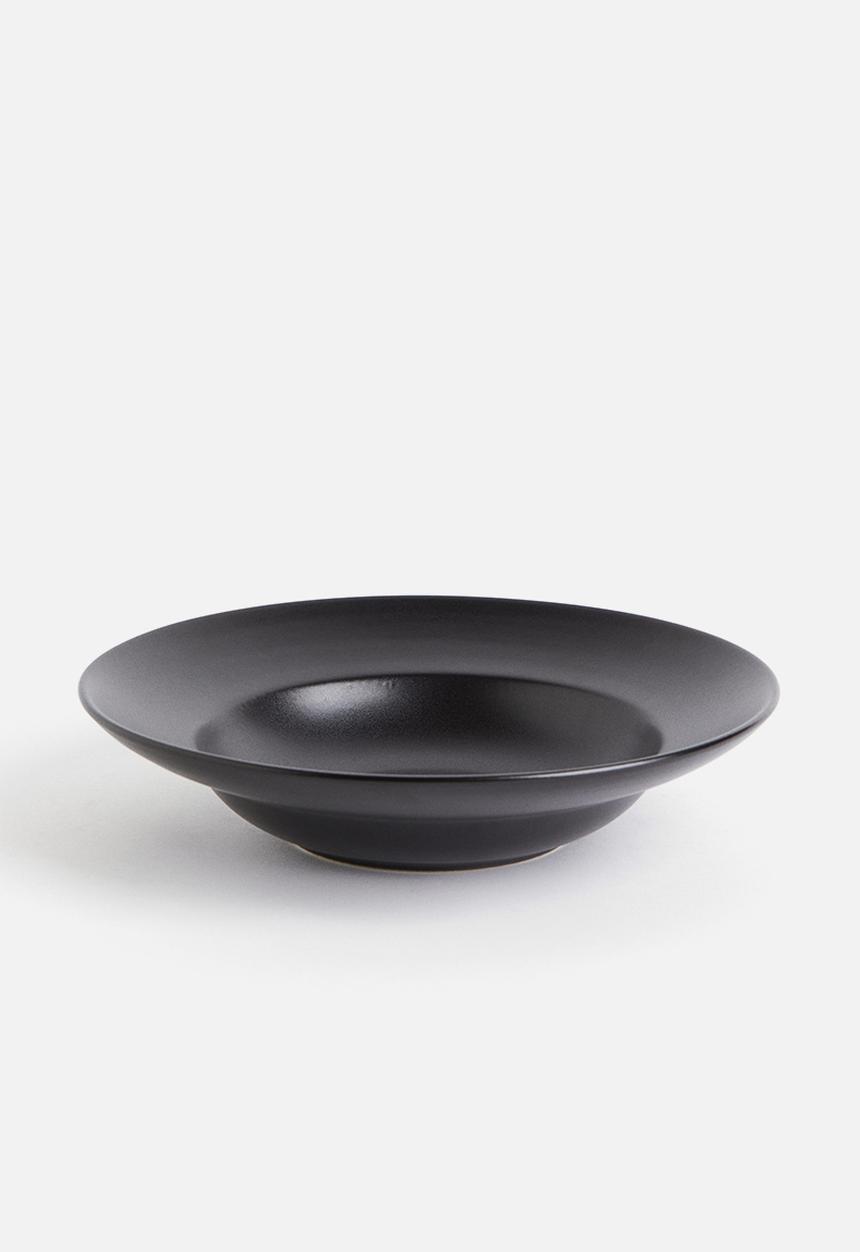 H&M - Stoneware pasta plate - black