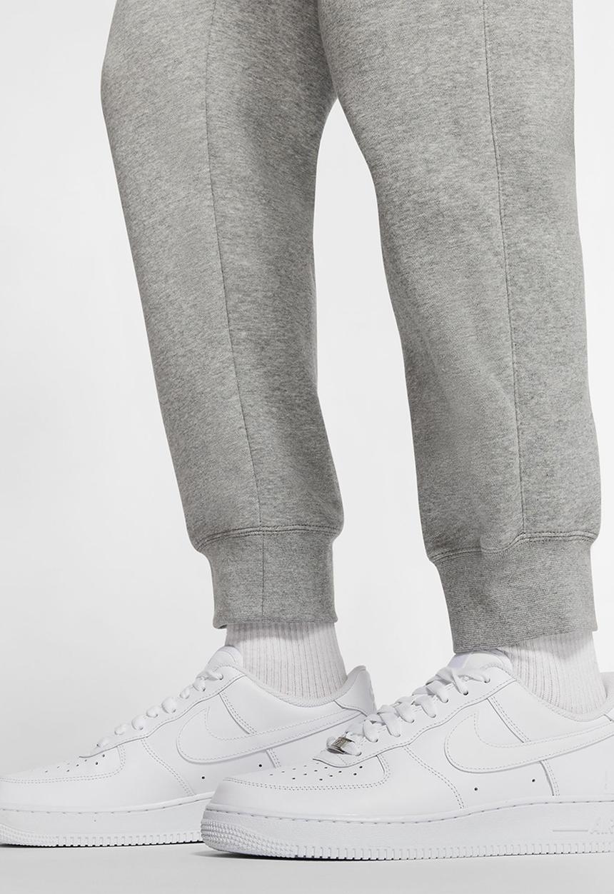 Nike - NSW Club fleece cargo pant - dk grey heather/matte silver/white