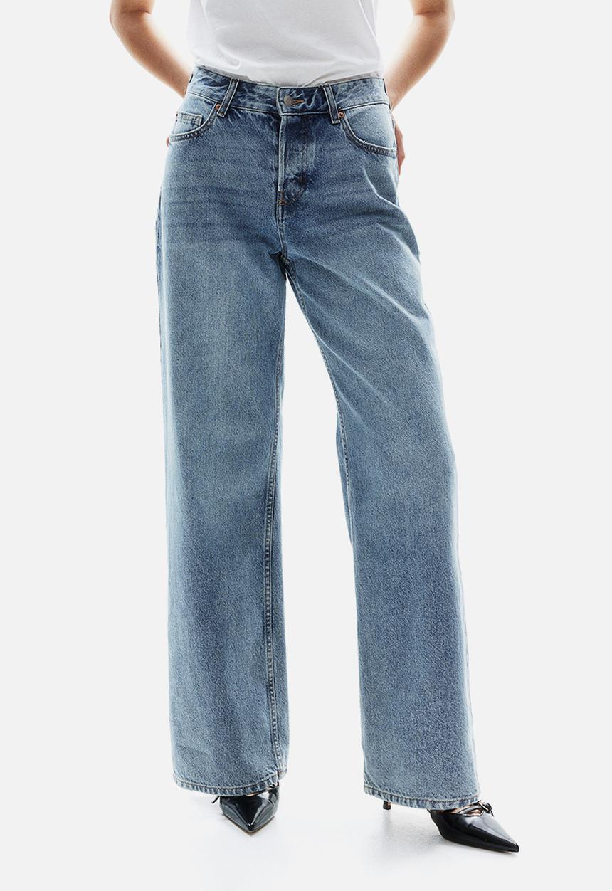 H&M - Wide regular jeans - light denim blue