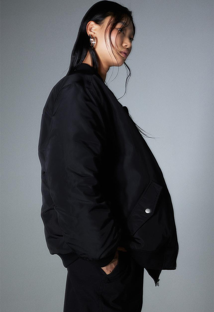 H&M - Oversized bomber jacket - black