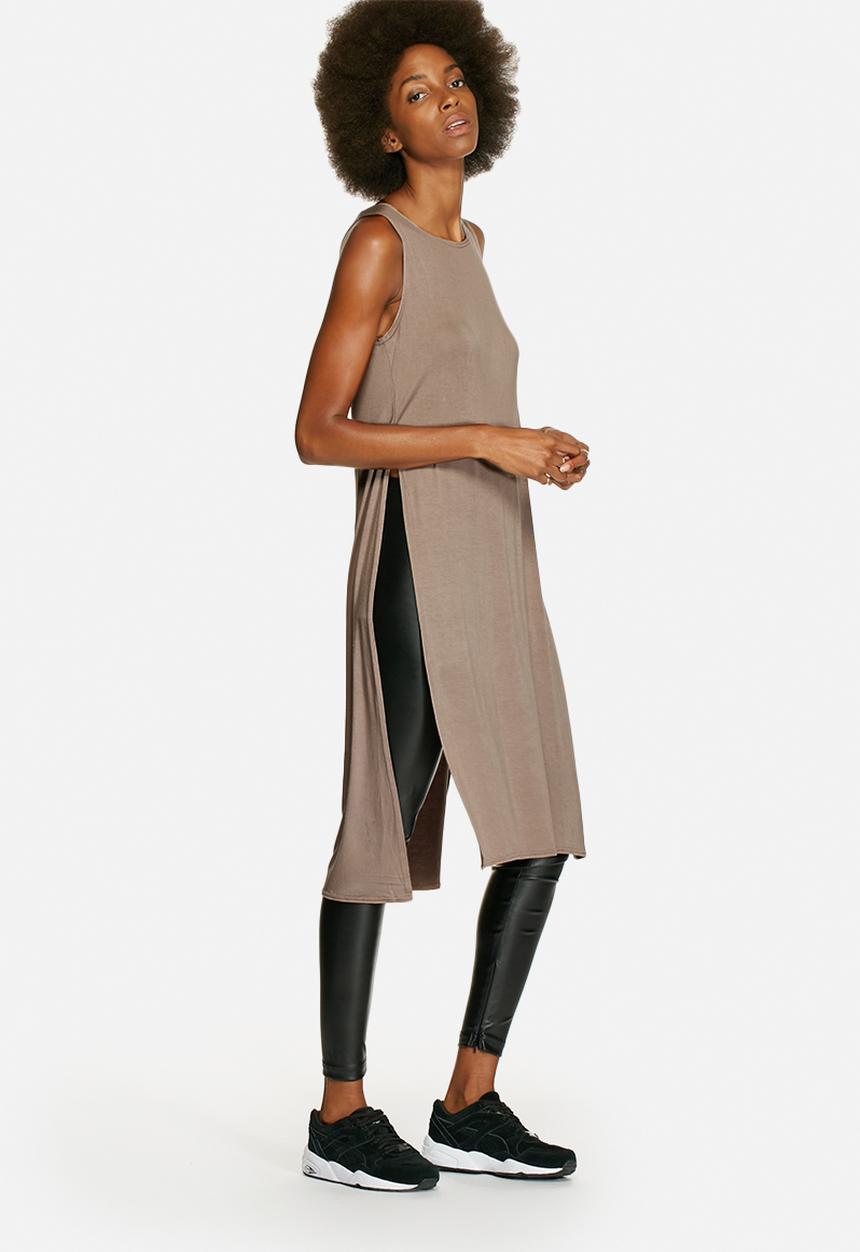 Influence. - Sleeveless Split Side Maxi Top