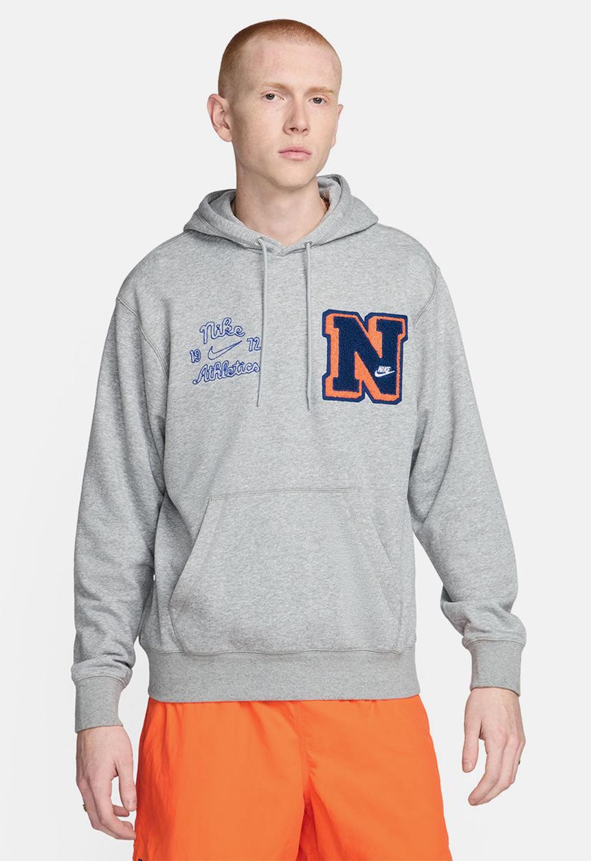 Nike - Club Fleece Varsity ft pullover hoodie - dk grey heather/lt smoke grey