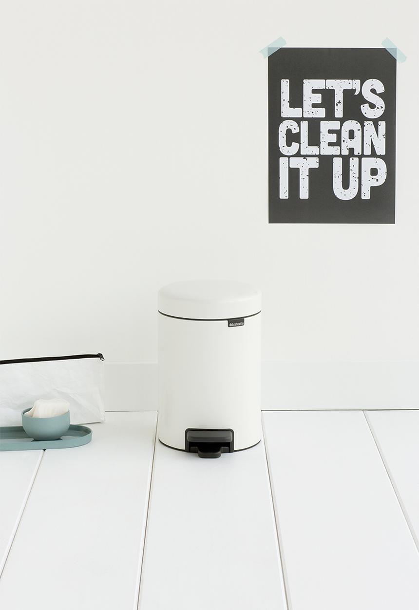 Brabantia - Newlcon pedal bin  - white