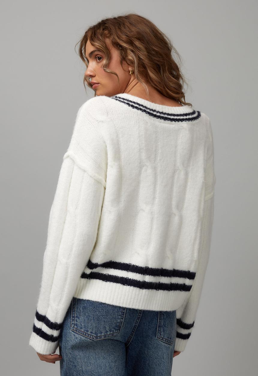 Factorie - Addison Cable V-neck Jumper - White/New York