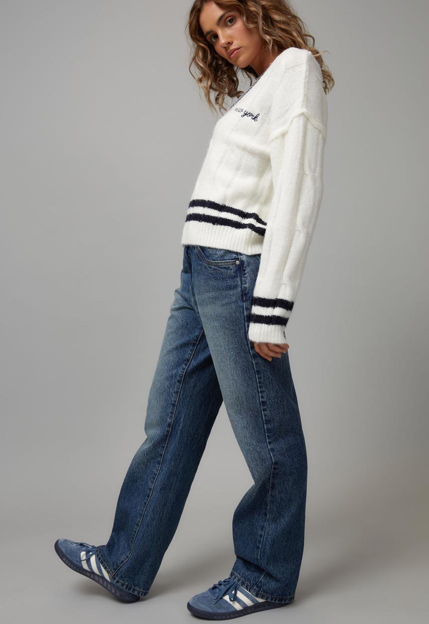 Factorie - Addison Cable V-neck Jumper - White/New York
