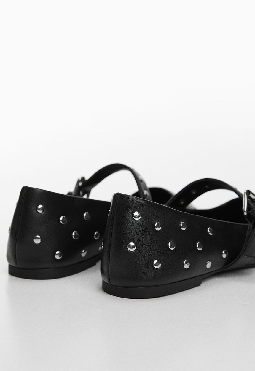 MANGO - Neli studded pump - black