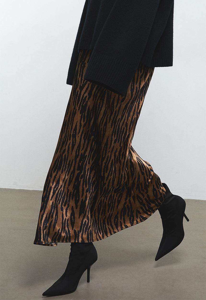 H&M - Satin maxi skirt - light brown leopard print