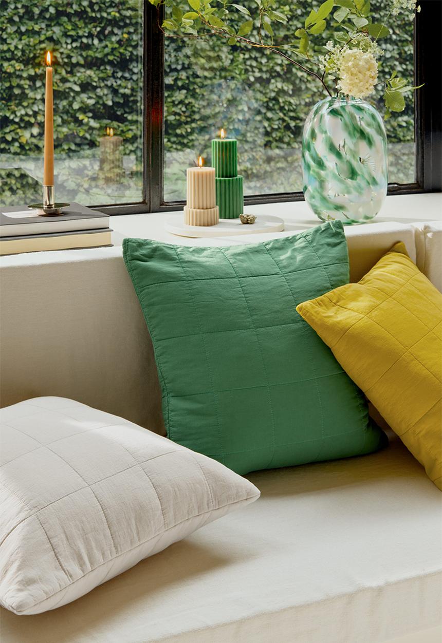 H&M - Quilted satin cushion cover - yellow