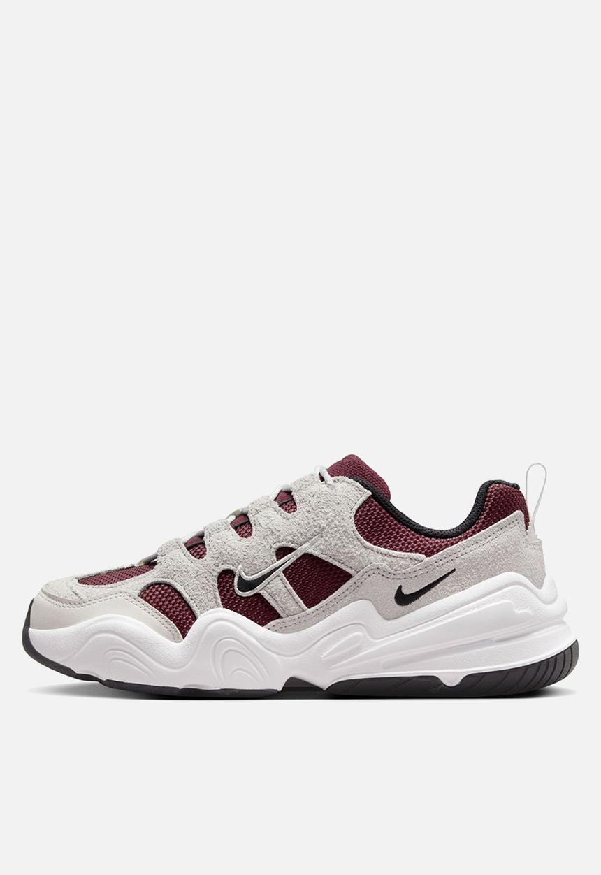 Nike - Nike Tech Hera