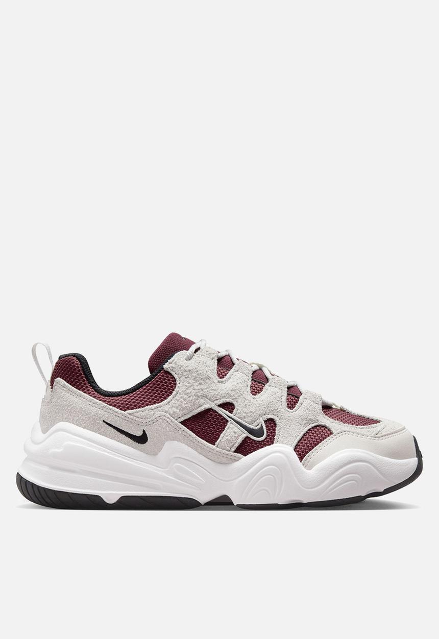 Nike - Nike Tech Hera